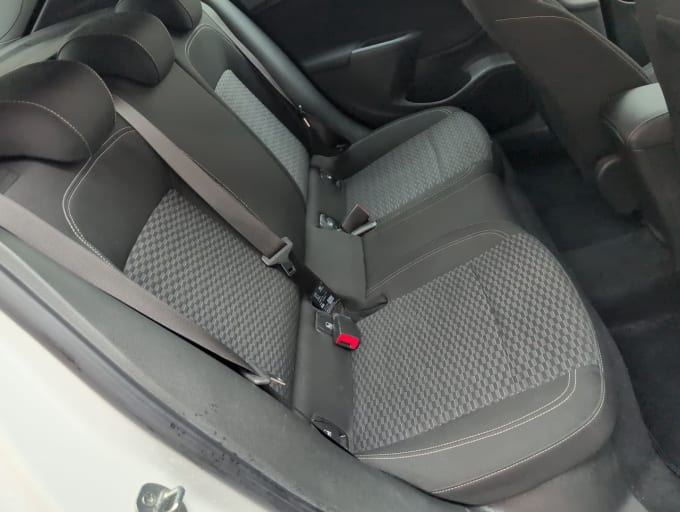 2025 Vauxhall Astra