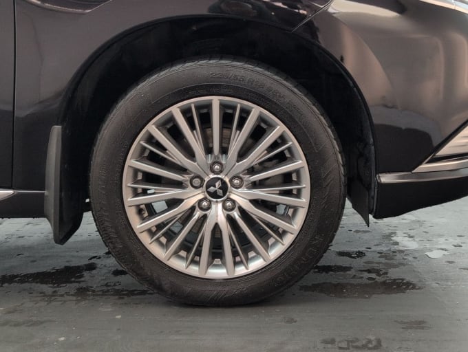 2025 Mitsubishi Outlander