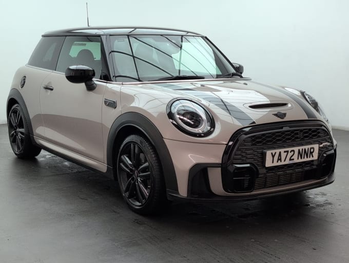 2025 Mini Hatch