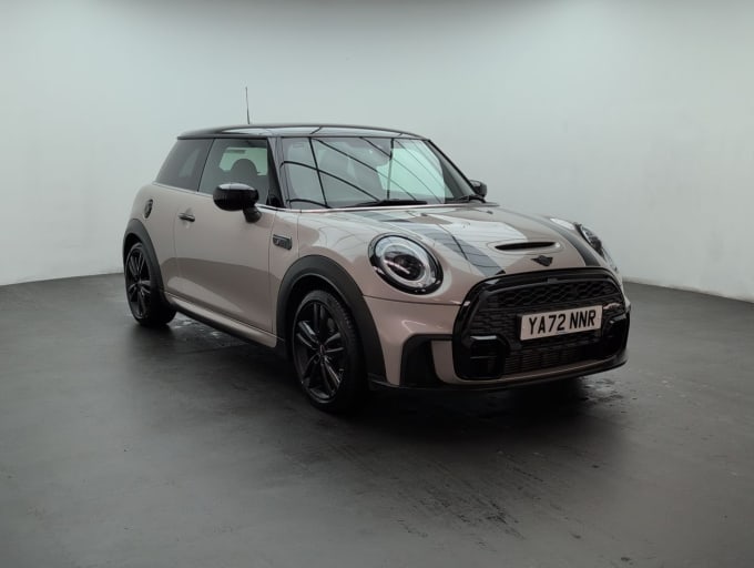 2025 Mini Hatch