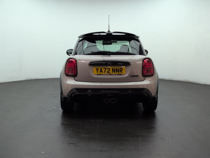 2025 Mini Hatch