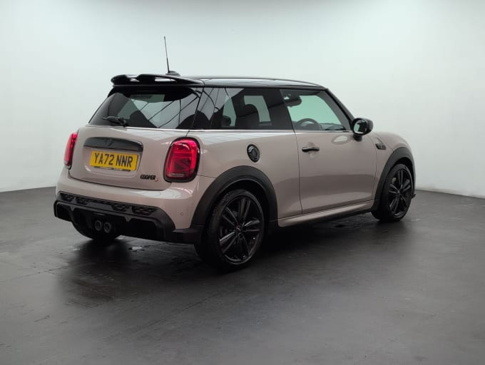 2025 Mini Hatch