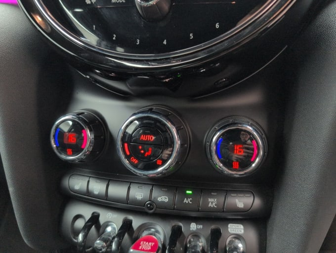 2025 Mini Hatch