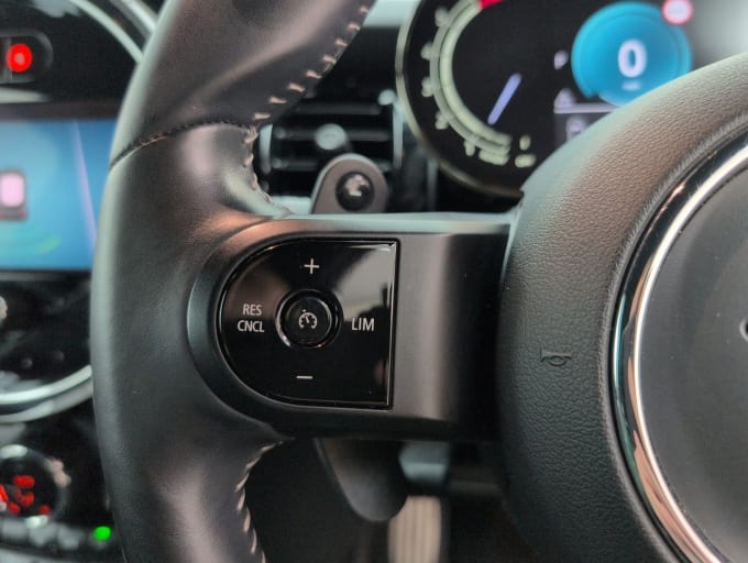 2025 Mini Hatch