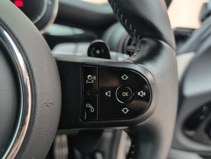 2025 Mini Hatch