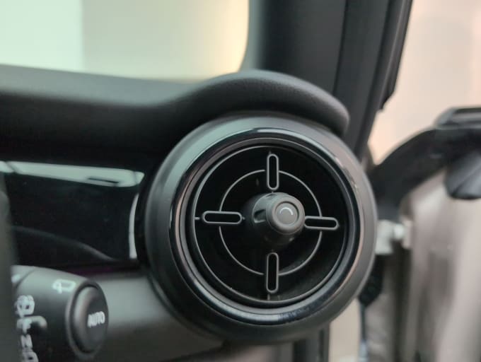 2025 Mini Hatch