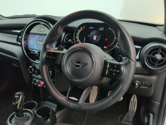 2025 Mini Hatch