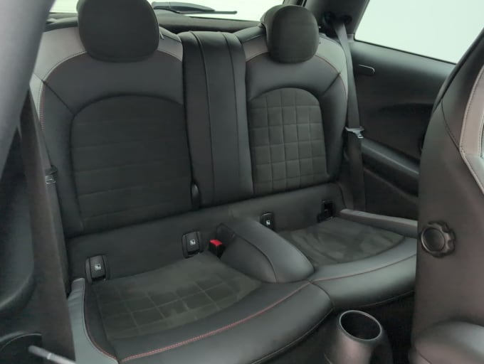 2025 Mini Hatch