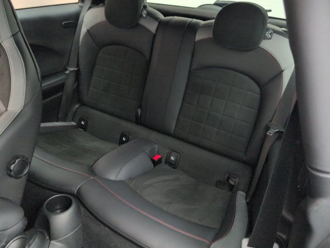 2025 Mini Hatch