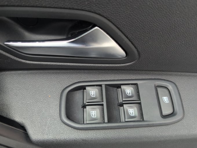 2025 Dacia Duster