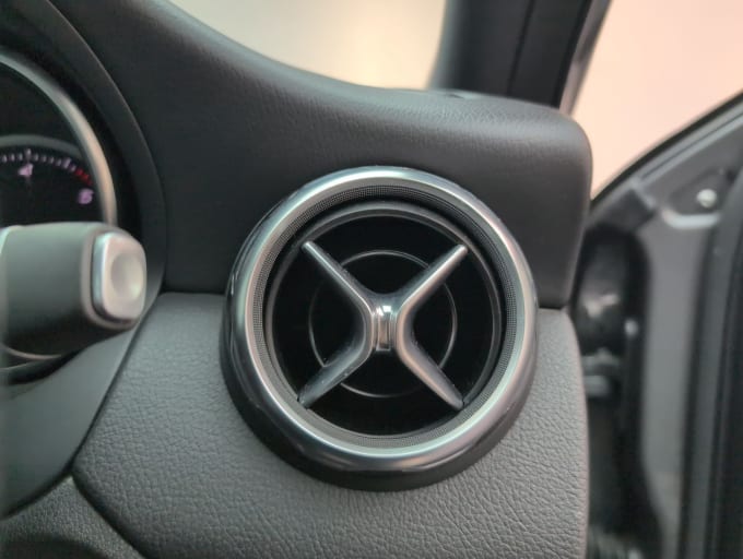 2025 Mercedes-benz Gla-class