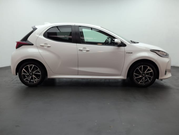 2025 Toyota Yaris