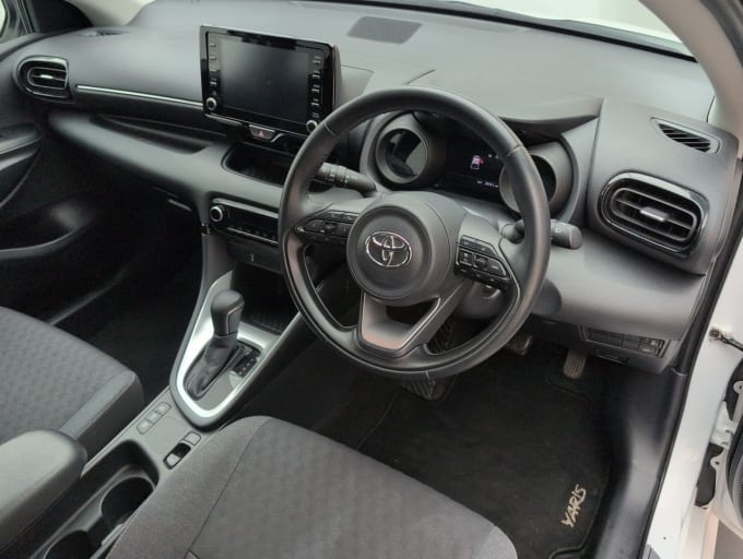 2025 Toyota Yaris