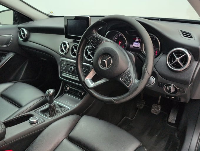 2025 Mercedes-benz Gla-class