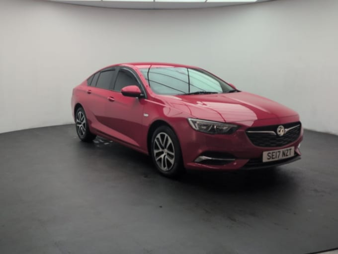 2025 Vauxhall Insignia