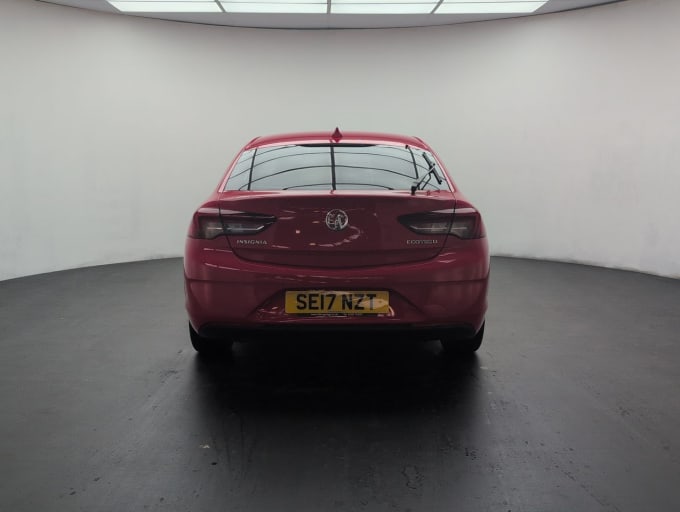 2025 Vauxhall Insignia