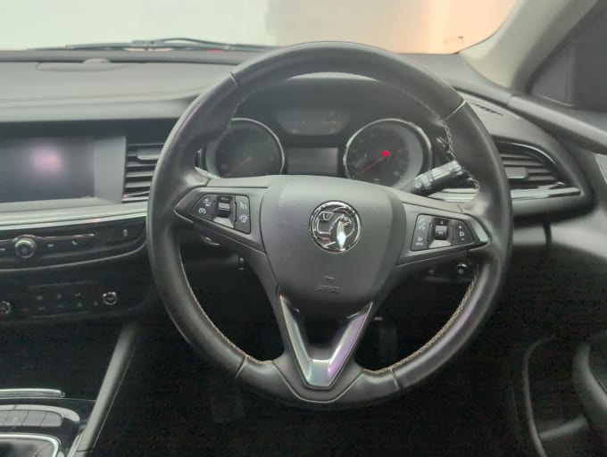 2025 Vauxhall Insignia