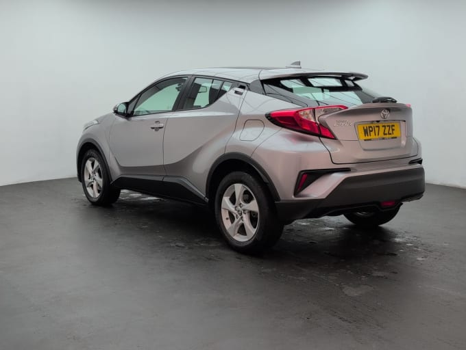 2025 Toyota C-hr