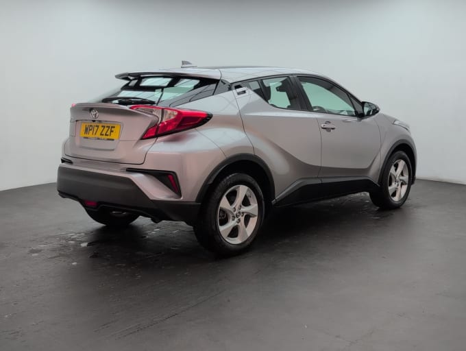 2025 Toyota C-hr