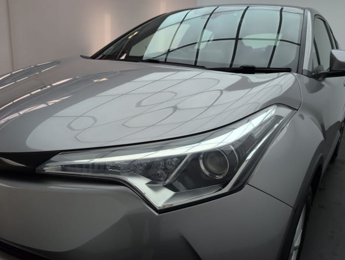 2025 Toyota C-hr
