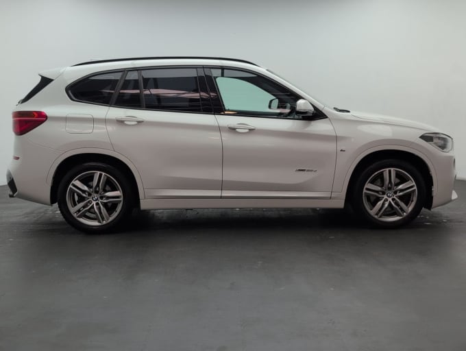 2025 BMW X1