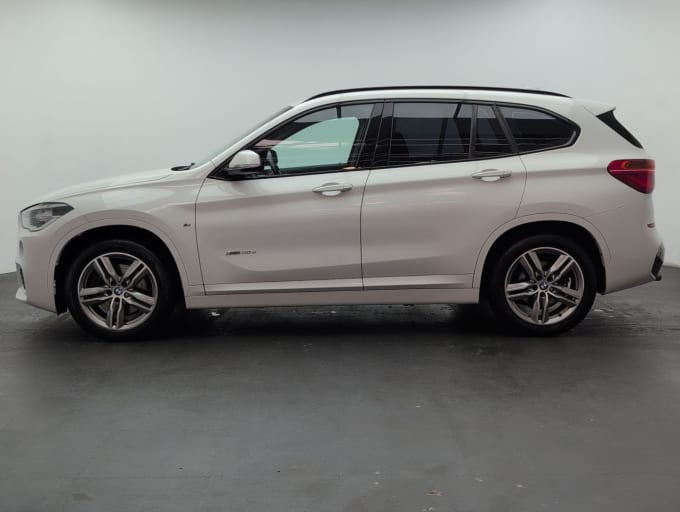 2025 BMW X1