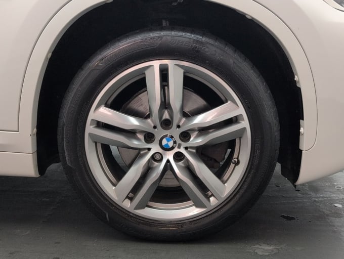 2025 BMW X1