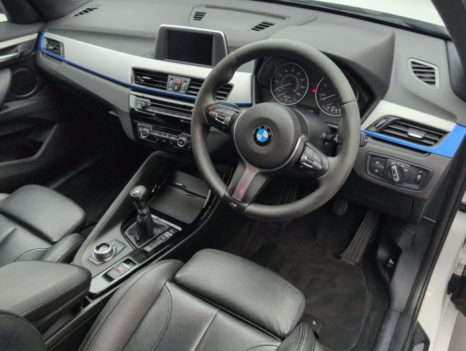 2025 BMW X1