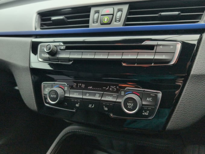 2025 BMW X1