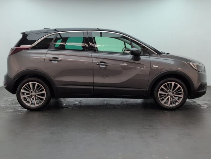 2025 Vauxhall Crossland X