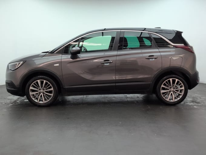 2025 Vauxhall Crossland X