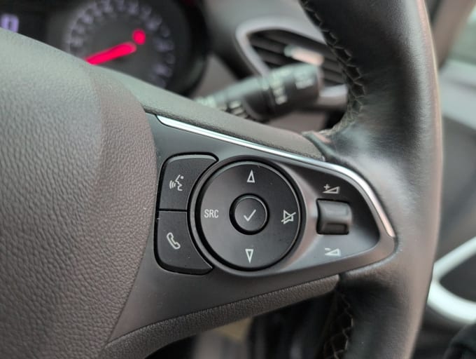 2025 Vauxhall Crossland X