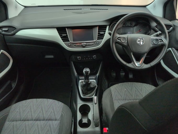 2025 Vauxhall Crossland X