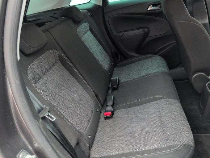 2025 Vauxhall Crossland X