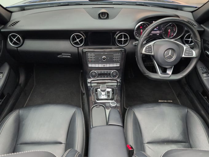 2025 Mercedes-benz Slc