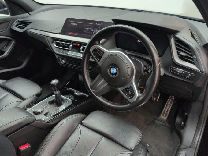 2025 BMW 1 Series