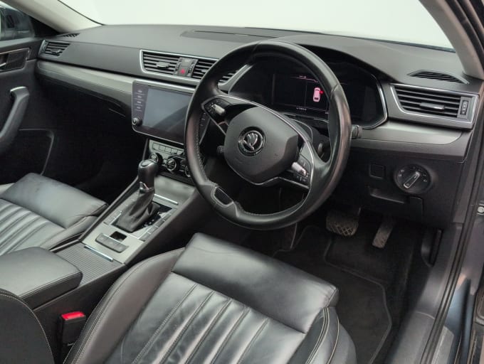 2025 Skoda Superb