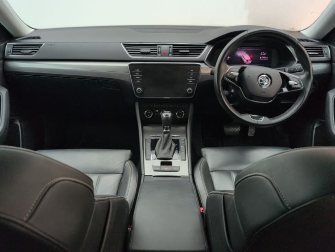 2025 Skoda Superb