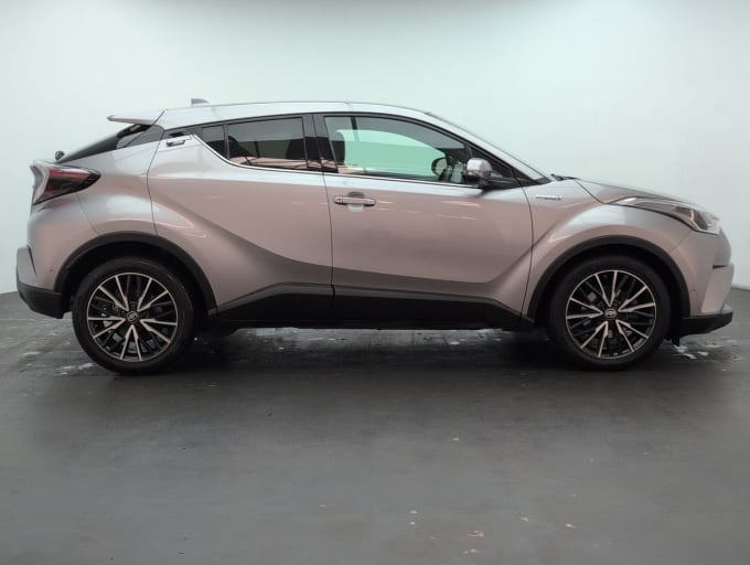 2025 Toyota C-hr