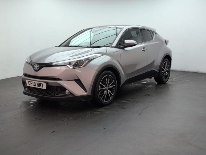 2025 Toyota C-hr