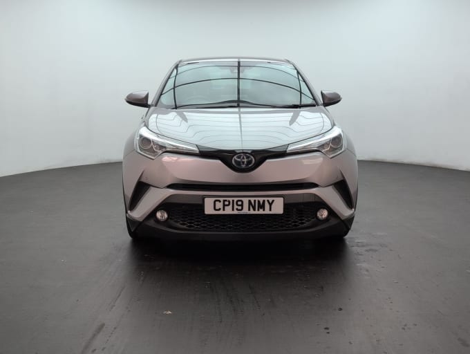 2025 Toyota C-hr