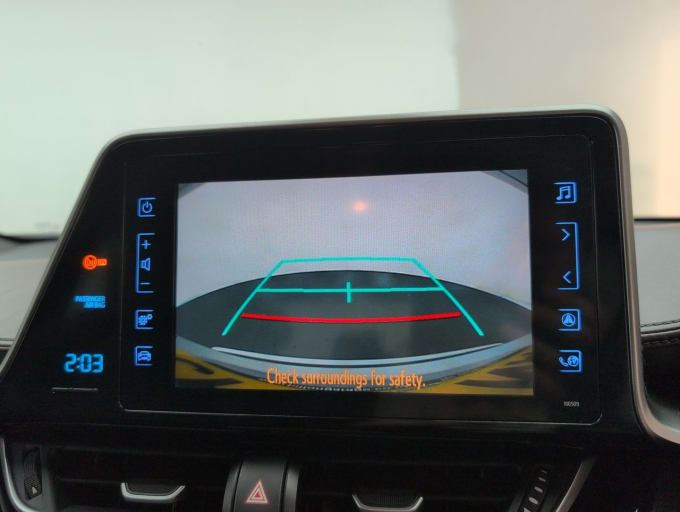 2025 Toyota C-hr