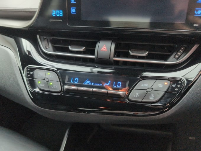 2025 Toyota C-hr