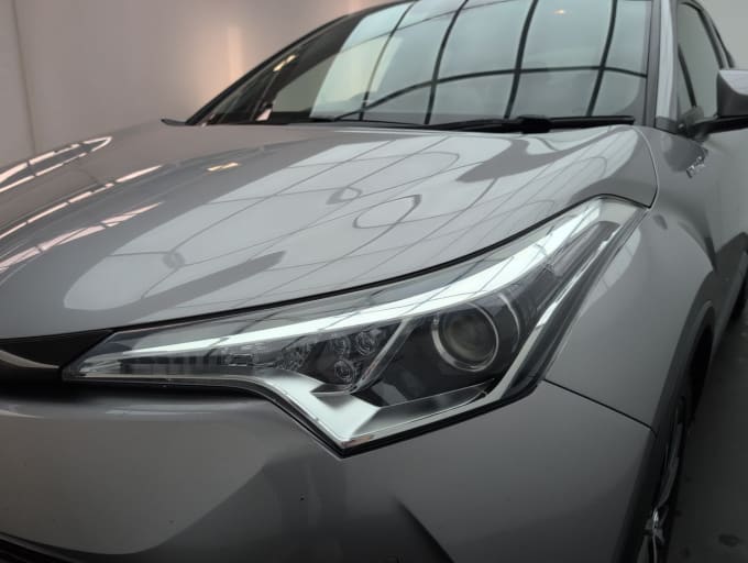 2025 Toyota C-hr