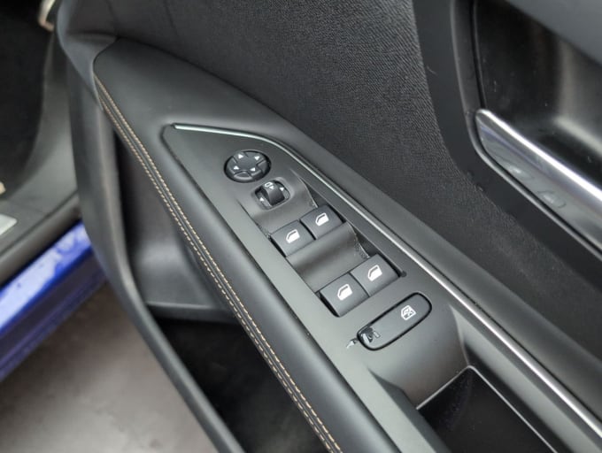 2025 Peugeot 3008