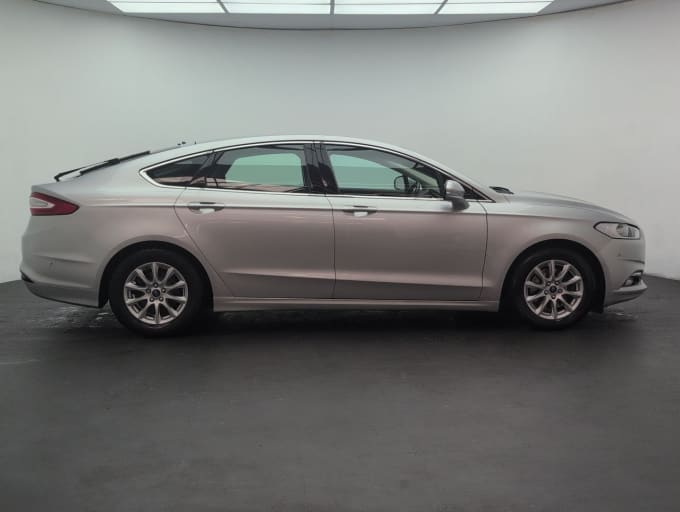 2025 Ford Mondeo
