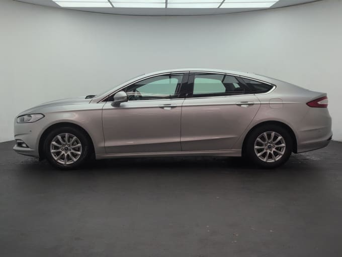 2025 Ford Mondeo