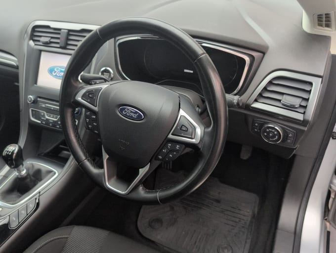 2025 Ford Mondeo
