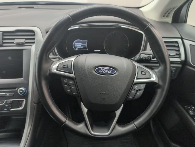 2025 Ford Mondeo
