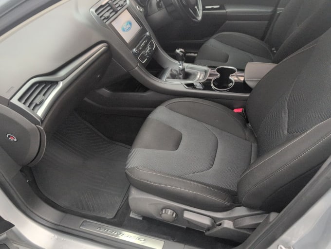 2025 Ford Mondeo